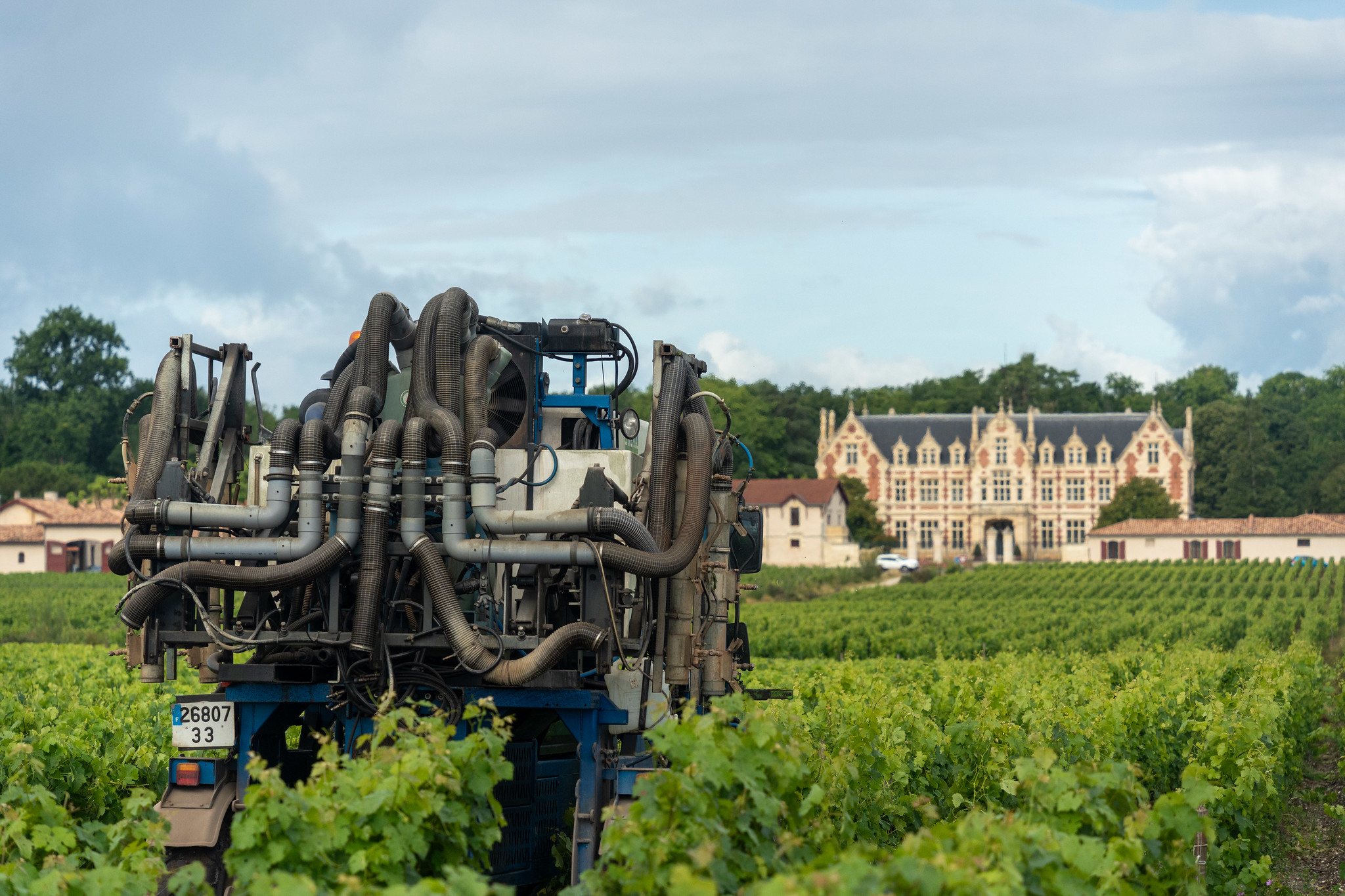 vineyard-machine